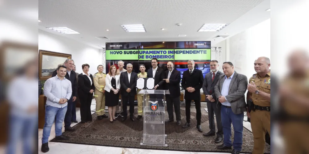 Governador Carlos Massa Ratinho Junior, assinou a criação do novo subgrupamento independente de bombeiros do municipio de Irati