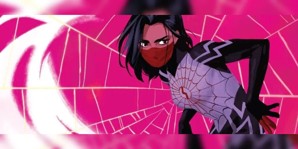 A personagem foi introduzida nos quadrinhos em 2014 e já apareceu no MCU no filme ‘Homem-Aranha: De Volta ao Lar’.