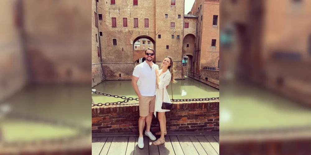 Camila Verdum Gondaski foi muito cumprimentada pela chegada de seu aniversário na última quinta-feira (2). No registro, Camila e seu marido Alyson Gondaski. Vale ressaltar, que o casal aguarda ansioso a chegada do segundo filho que irá se chamar Francisco, que vem alegrar os dias ao lado da irmã Catarina. Da coluna RC os votos de alegrias e realizações.