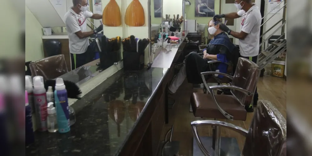 Com 616 novos postos gerados em fevereiro, cidade aparece na sexta colocação do Paraná.