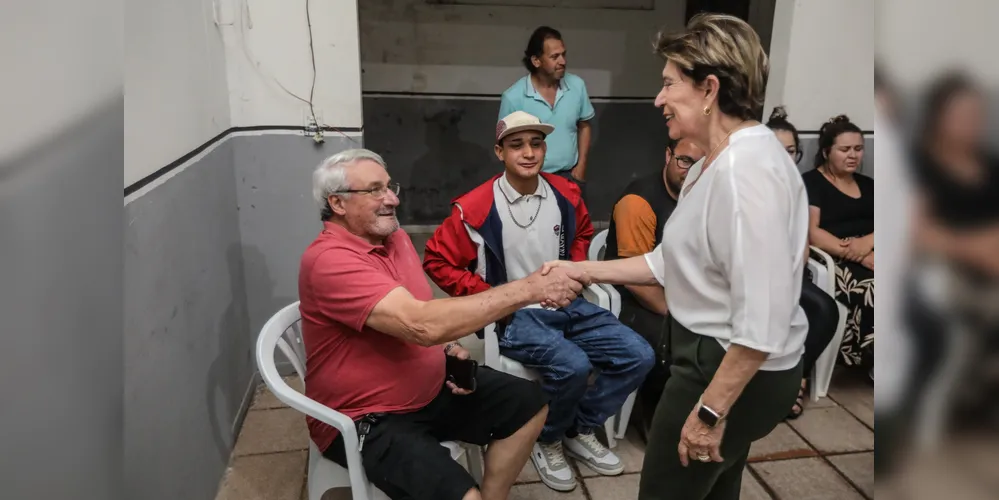 Elizabeth Schmidt (União) ouviu demandas da população do Núcleo Cristo Rei