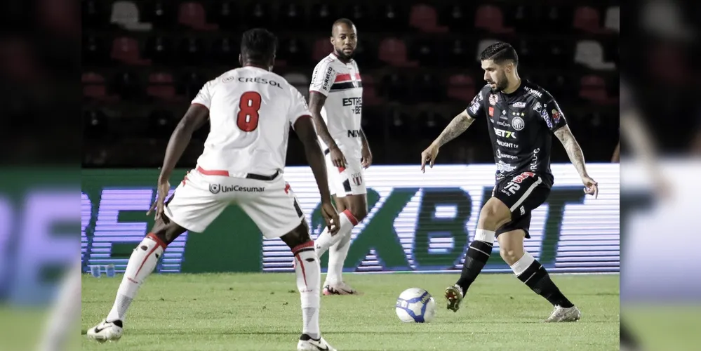 Partida aconteceu no estádio Santa Cruz, em Ribeirão Preto