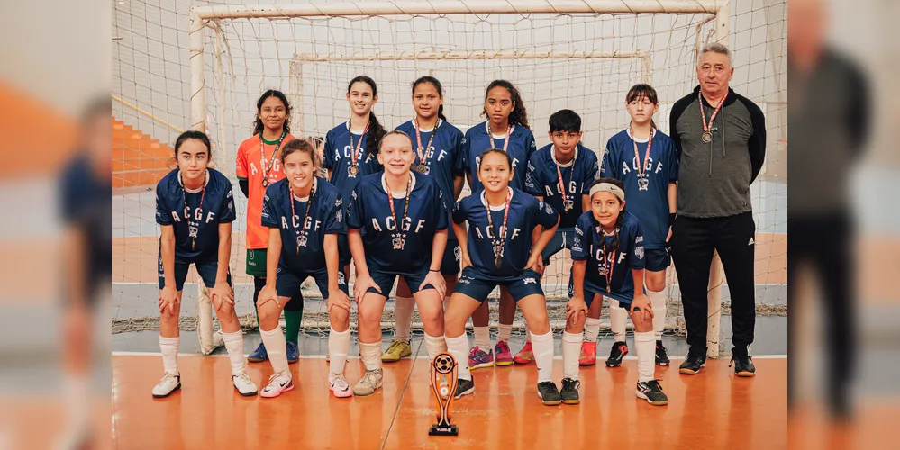 Na categoria feminina, o sub-13 está nas semifinais do estadual