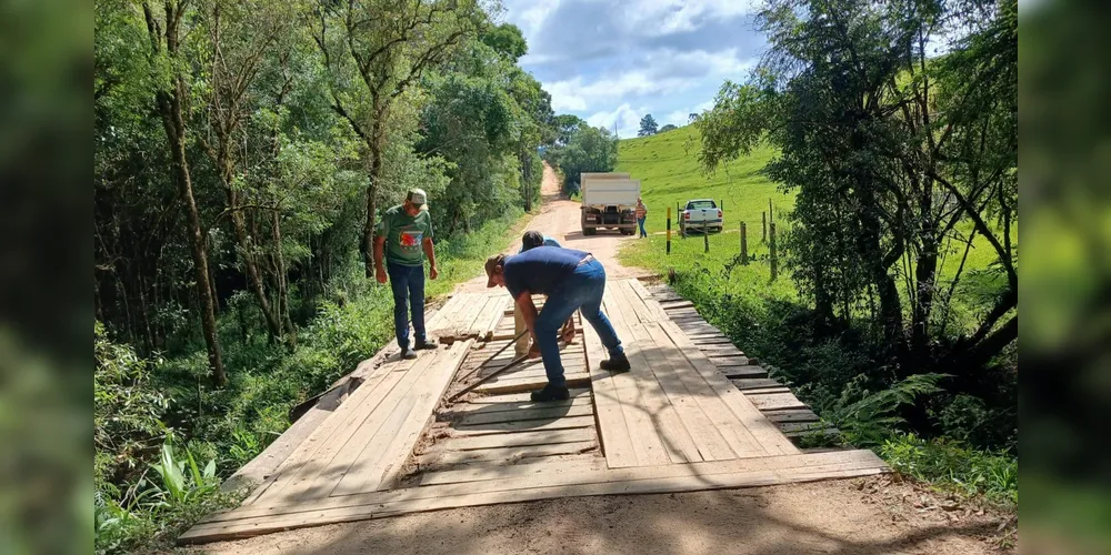 A ponte do bairro Boa Esperança é uma via de acesso para os moradores, visitantes e produtores rurais