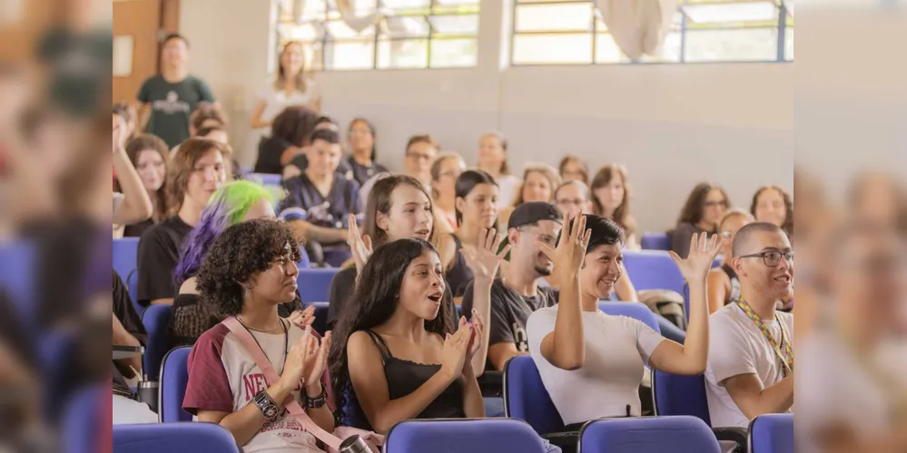 A semana iniciou com as cerimônias de Acolhida Institucional