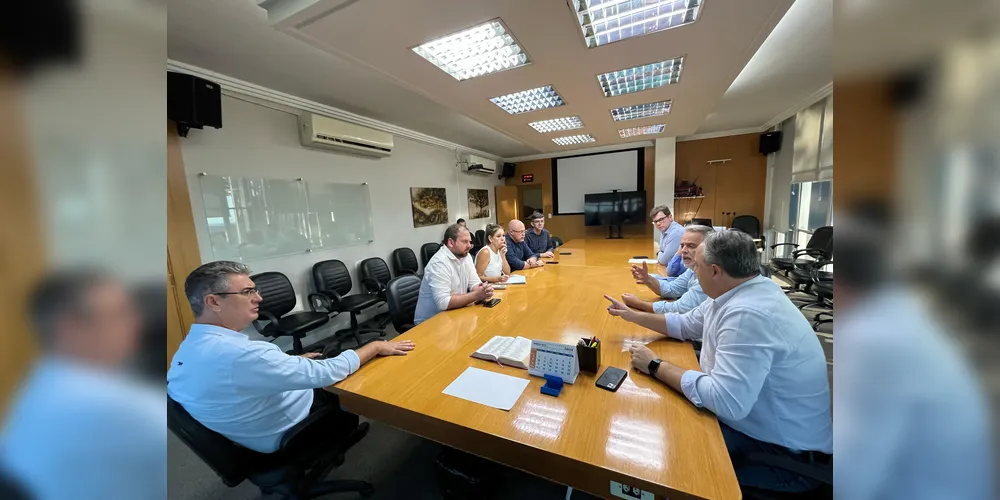 Reunião aconteceu nessa segunda-feira