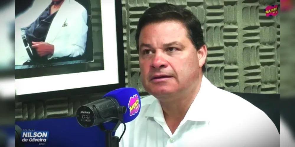 Sandro Alex durante participação no programa 'Nilson de Oliveira'