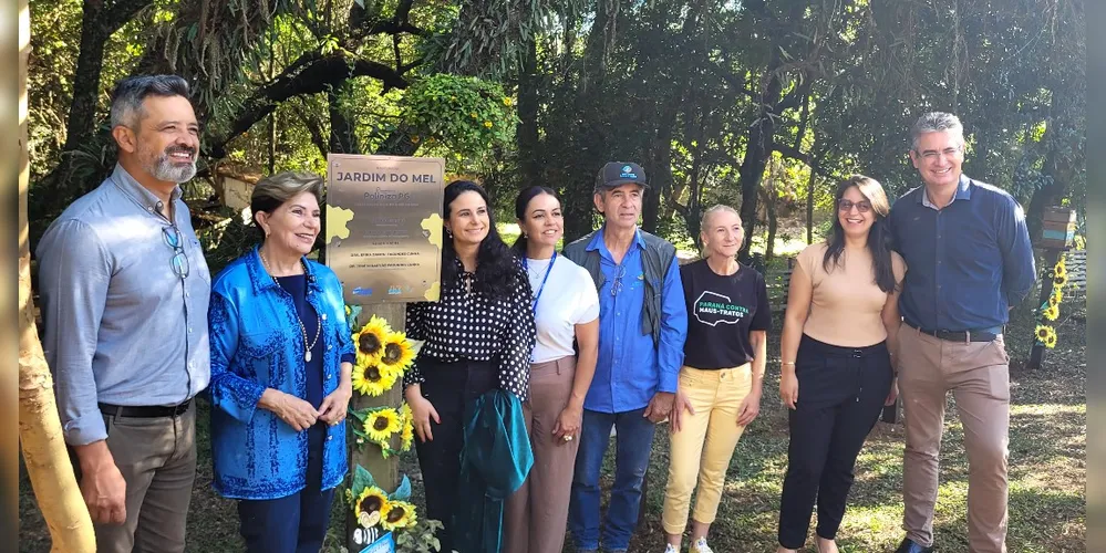 Inauguração contou com presença de Elizabeth Schmidt, Moisés Faria e Julio Küller