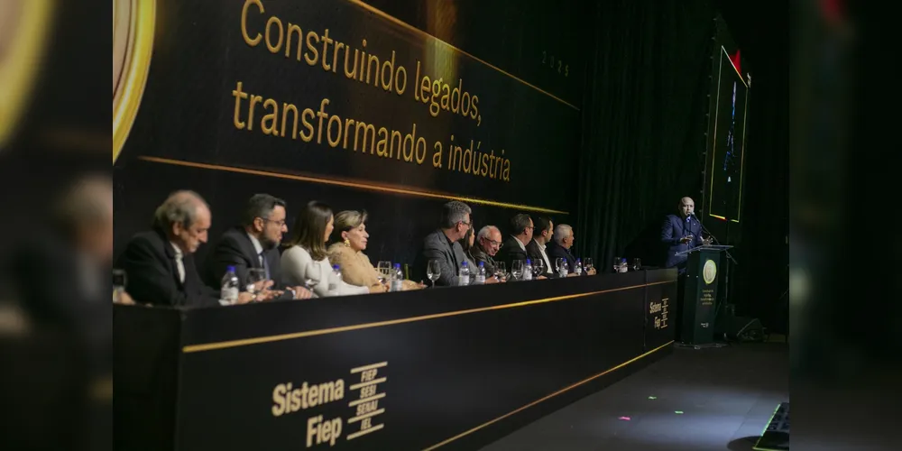 A reunião ocorreu na noite de quinta-feira (30).