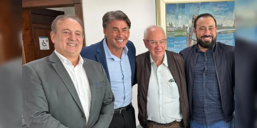Moacyr Fadel, Leonaldo Paranhos, Reinaldo Cardoso e Henrique Carneiro estiveram reunidos
