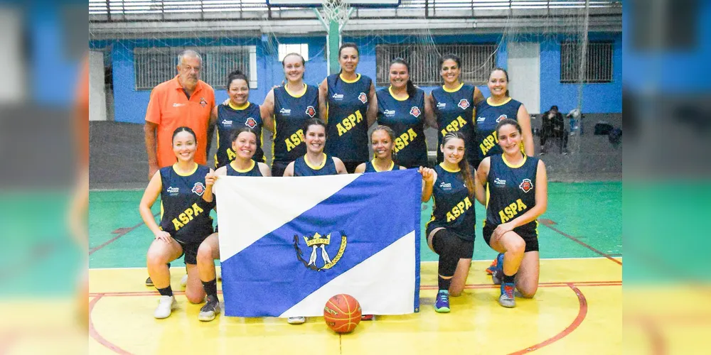 Time de basquete feminino também foram campeãs da Fase Regional