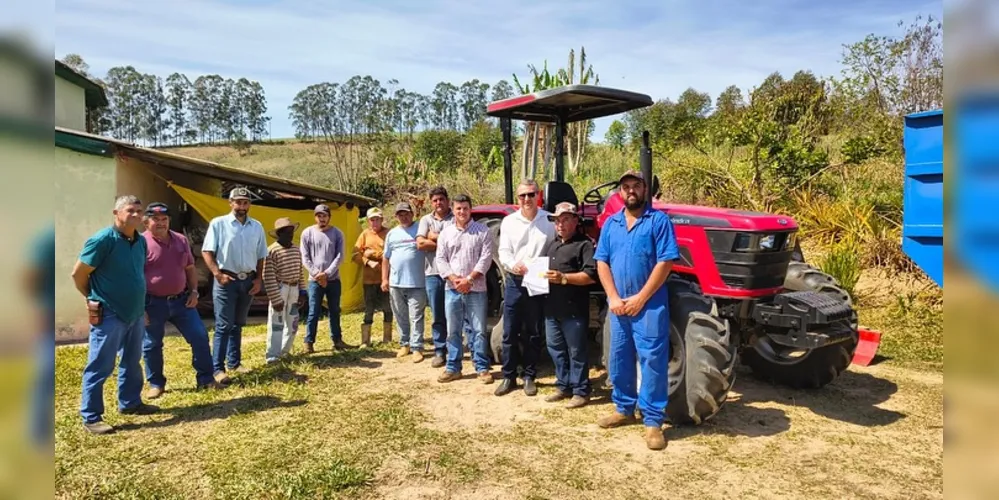 Irani Barros realizou a entrega dos equipamentos nessa quarta-feira (03)